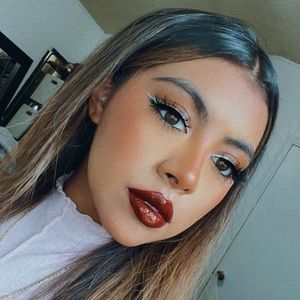 Meet your Posher, Itzayana